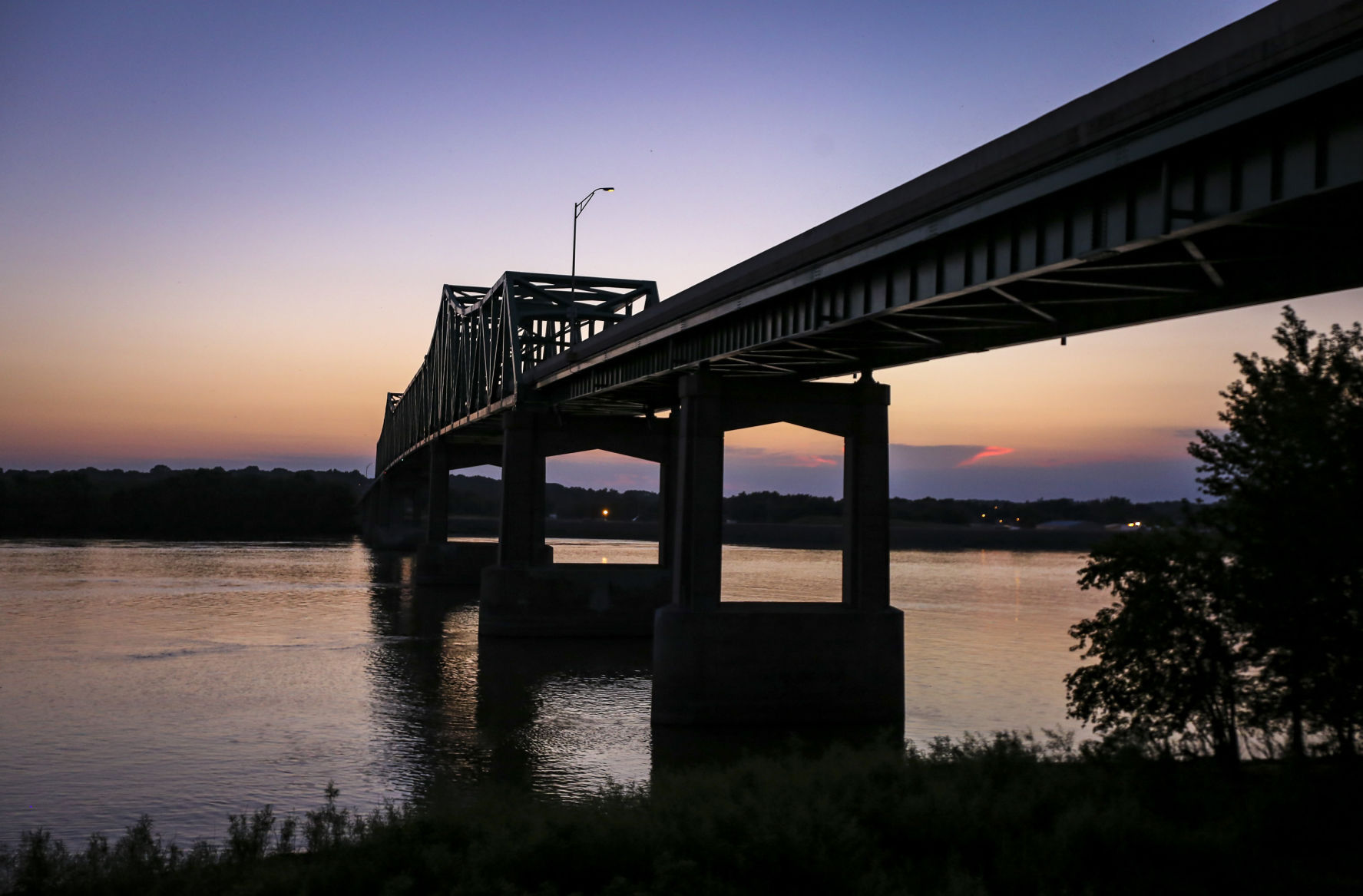 THE GREAT RIVER-0652